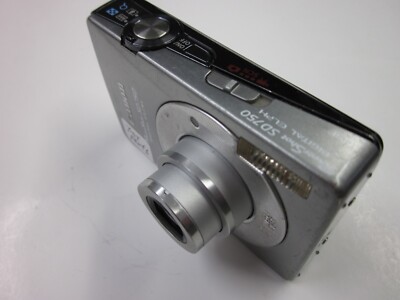 Canon PowerShot SD750 7.1MP Digital Camera - For Parts - Read