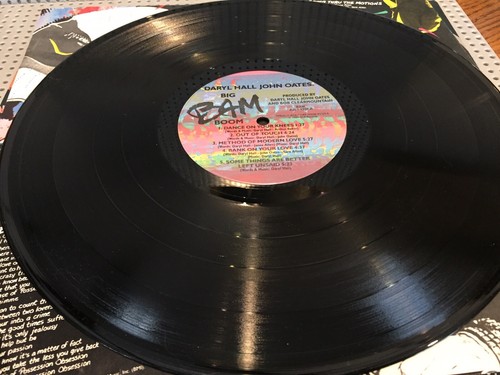 Hall & Oates ~ Big Bam Boom Vinyl LP Record ~ AJL1-5336~ 1984 RCA - Picture 4 of 7