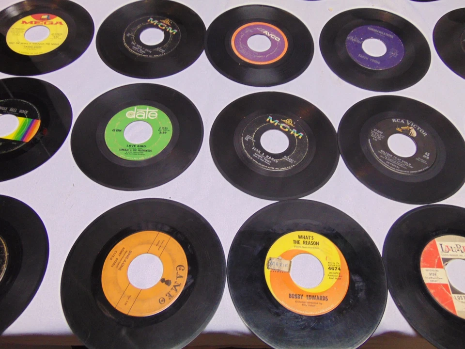 (25) 45 RPM 1960's-70's Nelson Cleftons Stonewall Jackson Banana Split Rooftop Foto 3 de 4