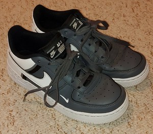 grey air force size 5