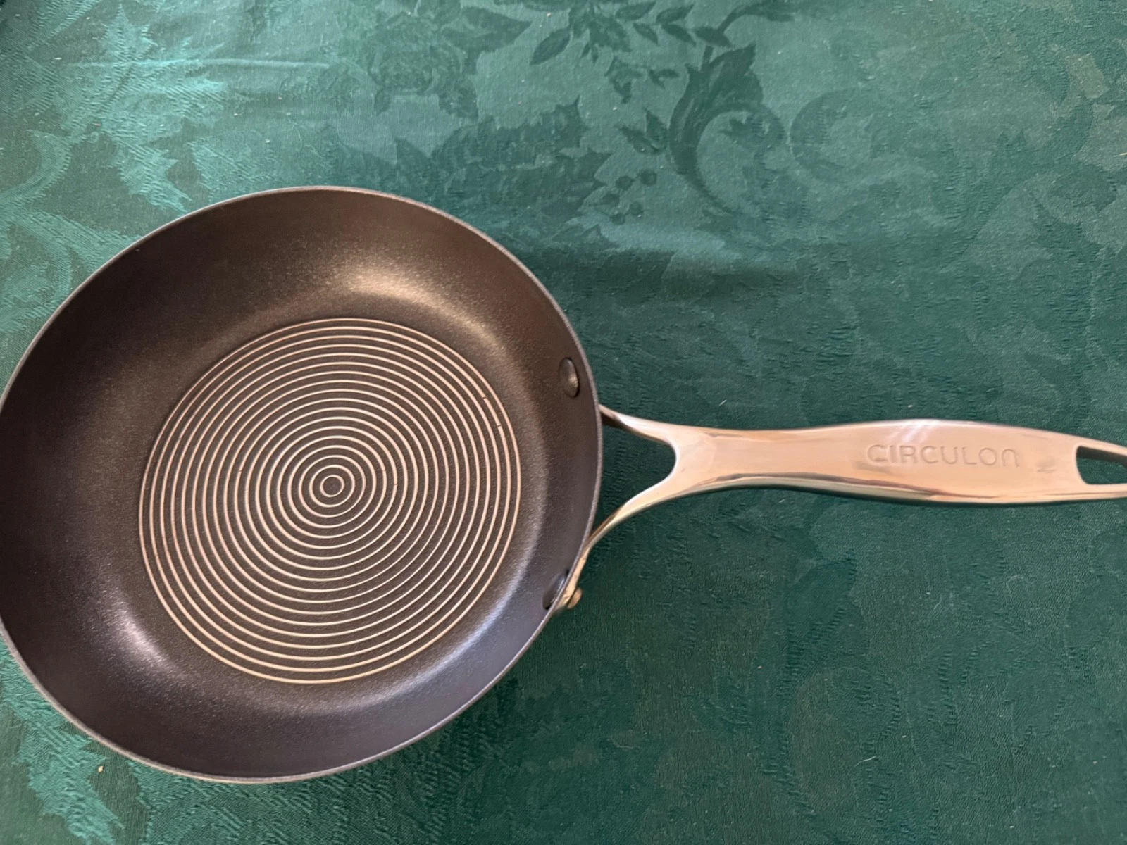 Circulon Steel Non-stick 8 Inch Frying Pan Hybrid Stainless Steel (Used 3 Times)