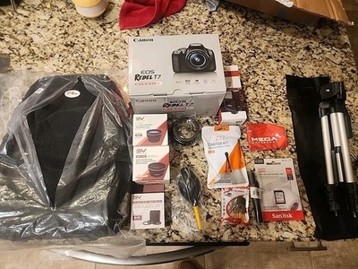 Canon EOS Rebel T7 DSLR Camera Bundle With TONS Of Extras. Fast Free Ship
