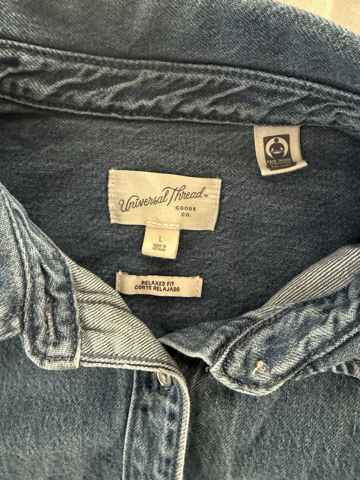 Universal Thread Long Sleeve Relaxed Button Down … - image 5