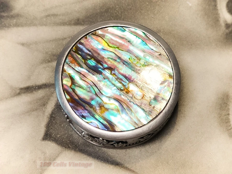 Pewter and abalone-3.5cm-vintage pill box-1m - Image 2 of 4