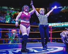 ZEUXIS SIGNED AUTO'D 8X10 PHOTO CMLL AMAZONAS LUCHA LIBRE MAE YOUNG CLASSIC I