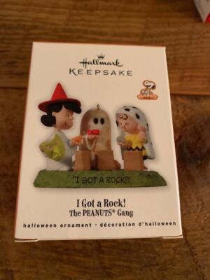 Hallmark Keepsake Ornament I Got a Rock! The Peanuts Gang NIB Lucy Snoopy 2010