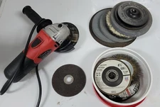 Angle Grinder, 4-1/2-Inch 5.0Amp Cut off Tool Grinder, 11,000 RPM with 15 discs