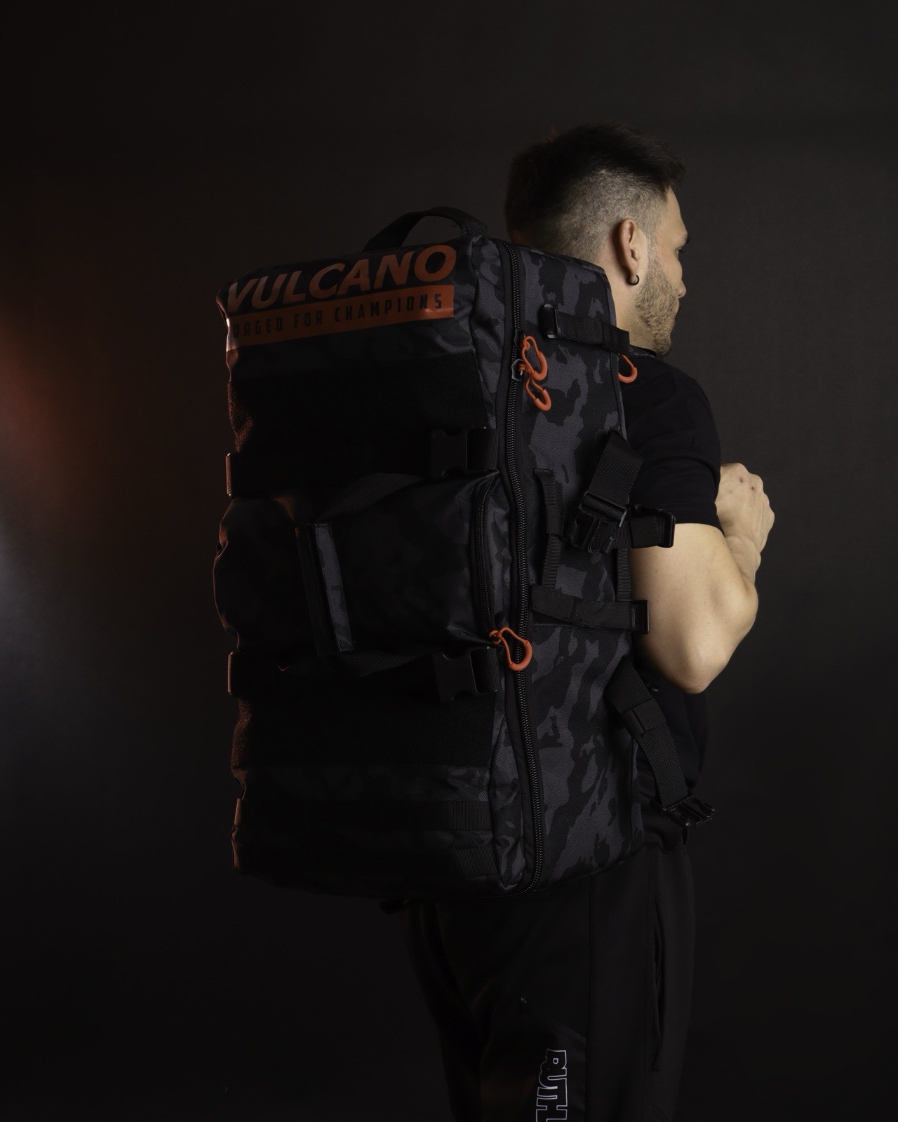 Vulcano Paintball Backpack - Fire 1.5 Black Camo/Red