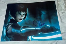 Olivia Wilde Signed 11x14 Photo