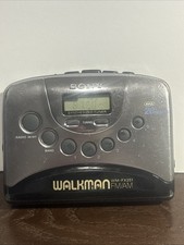 Sony Walkman WM-FX251 Stereo Cassette Player Gray FM/AM Portable Digital Tuning