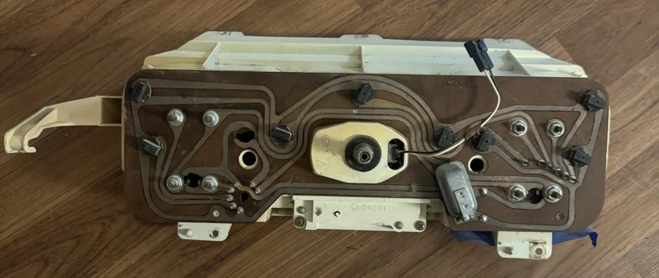 🔥🔥 91-89 Dodge D150 Dash Cluster - Imagem 4 de 4