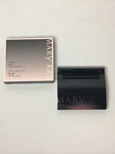 New In Box Mary Kay Empty Refillable Magnetic Mirrored Compact #017362