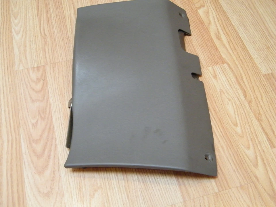 2000 FORD WINDSTAR 3.8L OEM UNDER STEERING COLUMN TRIM PANEL BROWN COLOR - Image 2 of 4