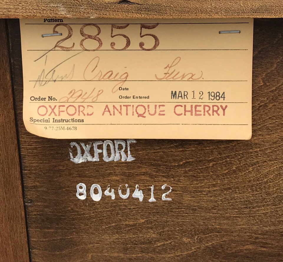 MESA STATTON COLECCIÓN PRIVADA OXFORD ANTIGUA CEREZA 4 CAJONES AÑOS 80 Foto 3 de 4