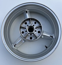 CERCHIO RUOTA POSTERIORE ARGENTO SUZUKI GSXR 600 K2 2000 2003
