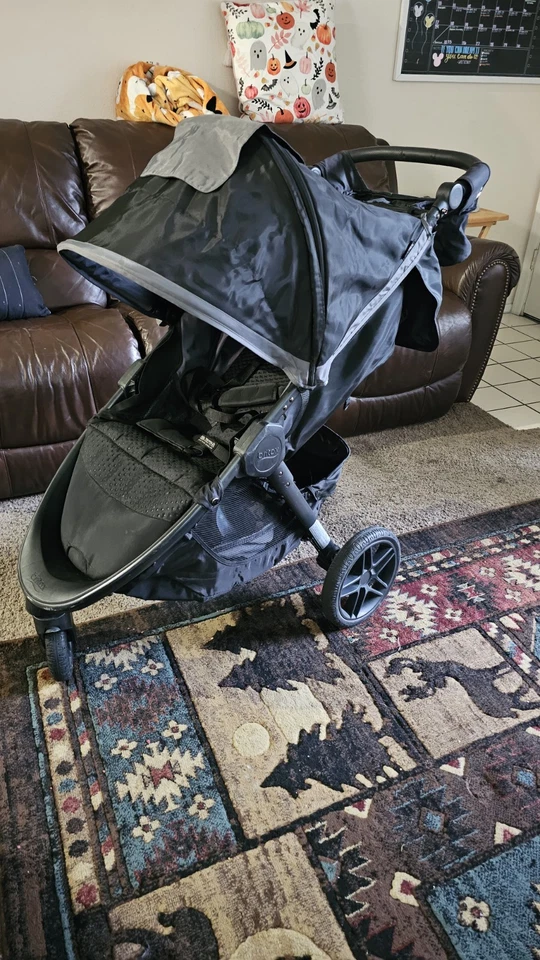 Britax B-Free Jogging Stroller – With Accessories(Rain CoverCupholdersSnackTray) - Image 2 of 4