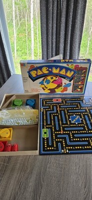 Vintage Pac-Man Board Game 1982 MB Milton Bradley 4216 COMPLETE IN BOX