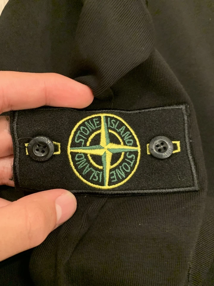 Camiseta Stone Island Negra TALLA MEDIANA (USADA EXCELENTE ESTADO) Foto 4 de 4