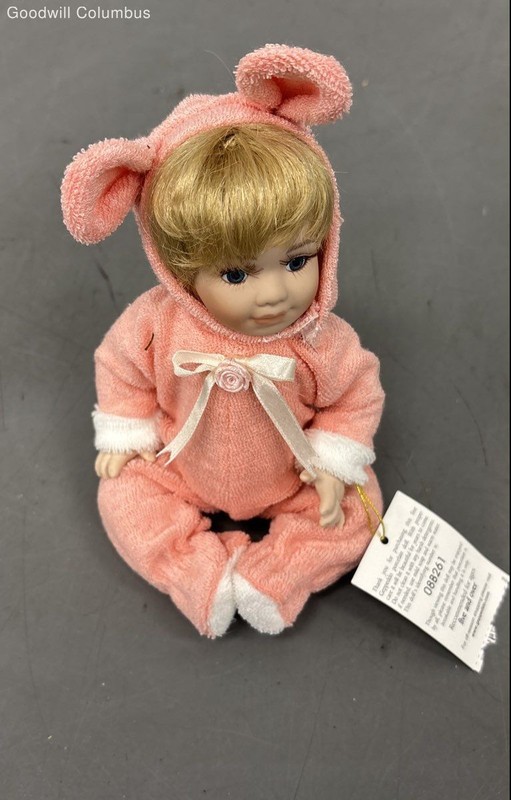 Geppeddo Porcelain Doll 90s Pink Bunny Outfit Blonde Hair With Tag 088261