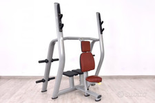 Panca verticale Technogym