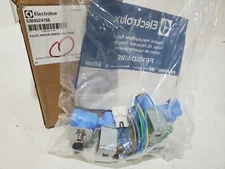 5304524756 FRIGIDAIRE REFRIGERATOR VALVE *NEW OEM PART*