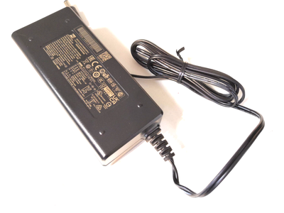 Original POLY Studio E70 Ladgerät 12V 5A 60W , 1465-49643-001  