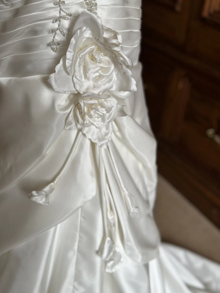 “ALFRED ANGELO”WOMENS SIZE”14”IVORY WEDDING DRESS~BNWT* - image 3 of 4