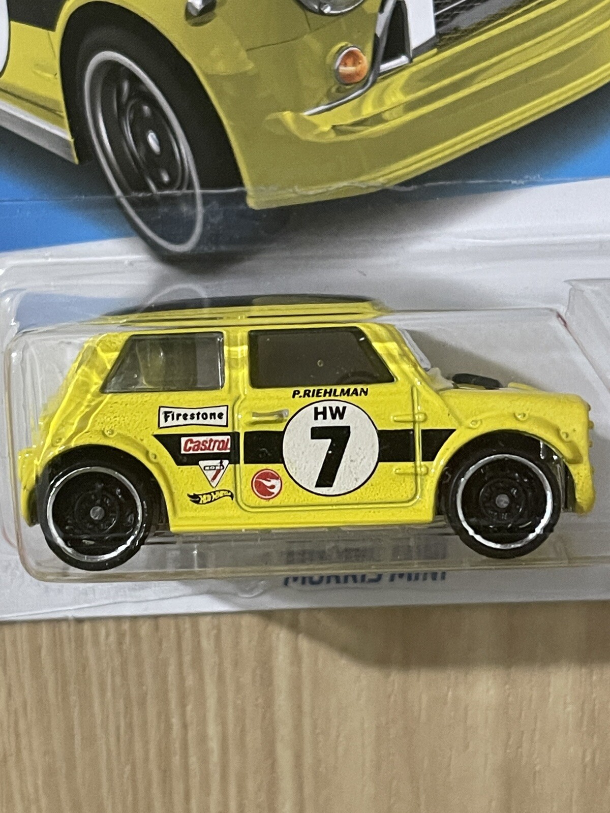 Picture 2 of 3