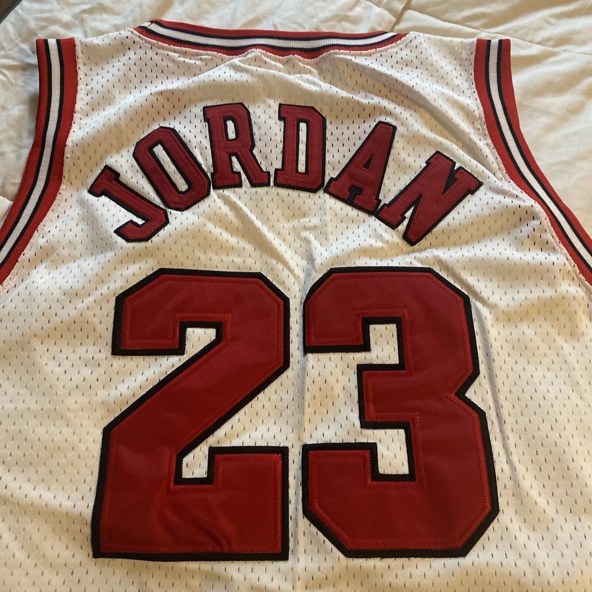 BULLS JORDAN 23 黒ジャージ 1986-87 Nike Michael Jordan Chicago Bulls Flight 8403 Black Red
