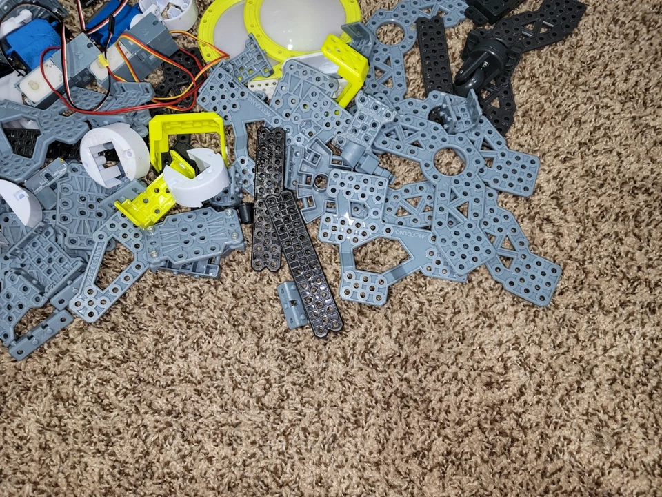 Meccano Meccanoid Personal Robot LOT brains work - Image 3 of 4