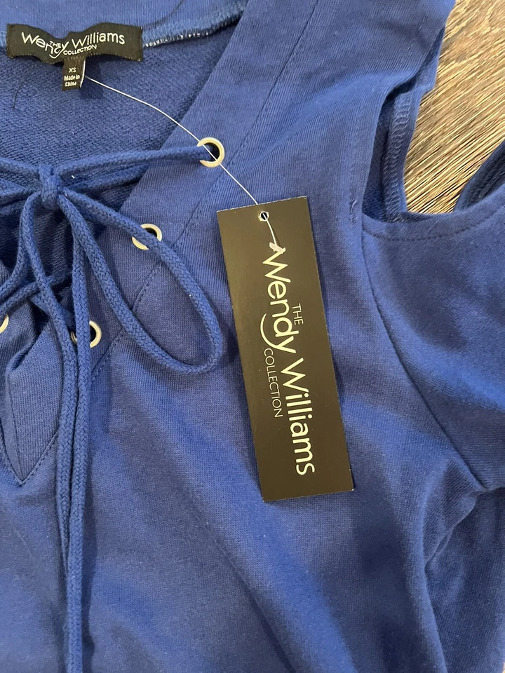 Wendy Williams Collection Sudadera Hombro Abierto Foto 4 de 4