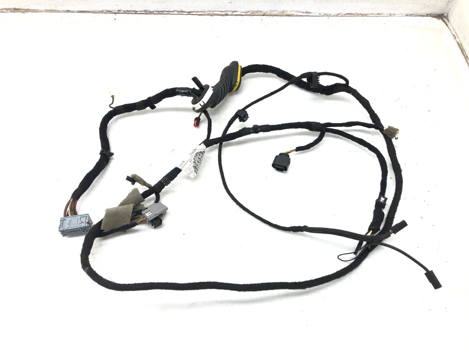 2017-2020 MASERATI LEVANTE RIGHT PASSENGER REAR LIFTGATE WIRE WIRING HARNESS OEM