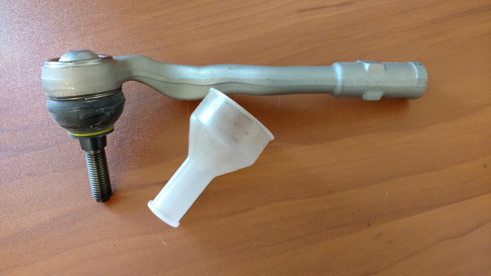 LAMBORGHINI AVENTADOR STEERING RACK BALL JOINT OEM 8K0422817B 