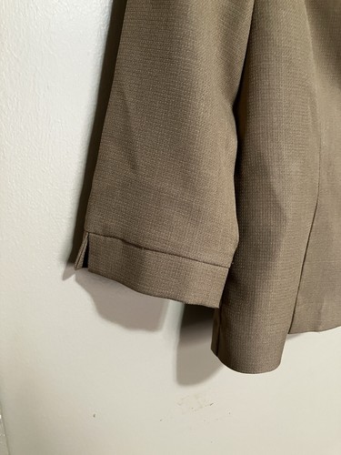 Studio I Petite Women's Blazer Jacket Size 4P Tan Button Up - Picture 5 of 5