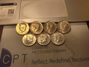1969 d kennedy half dollars - 7 coins 40% silver ( 1.03544 oz silver )