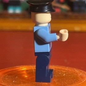 Lego Arkham Asylum Guard SH0023 from 10937, 6864 Breakout Batmobile And Two Face