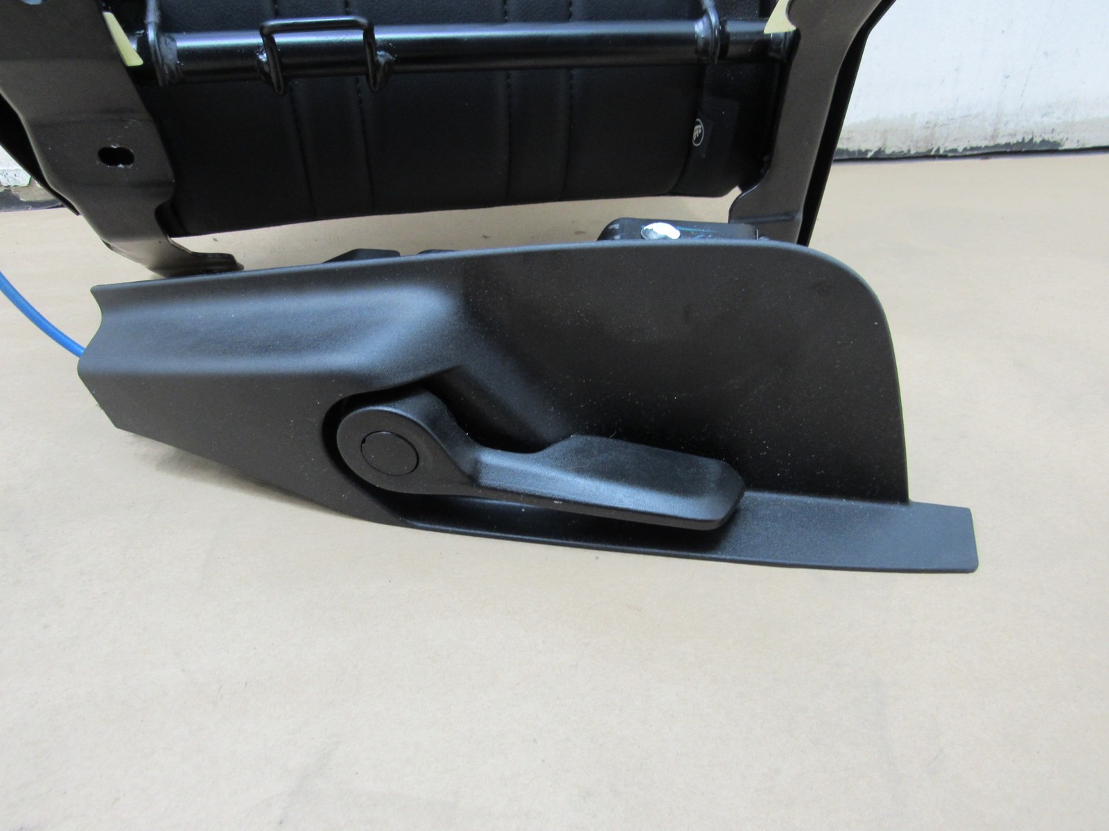 Maserati Levante 2018 Rear Right Passenger Upper Seat Cushion 16-24 ;#4