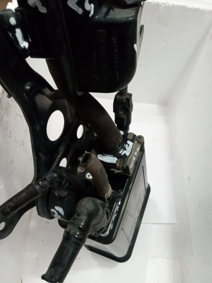 03-04 TOYOTA SCION ECHO XA XB BOTE DE CARBÓN DE VAPOR DE COMBUSTIBLE 77740-52070 OEM Foto 2 de 4