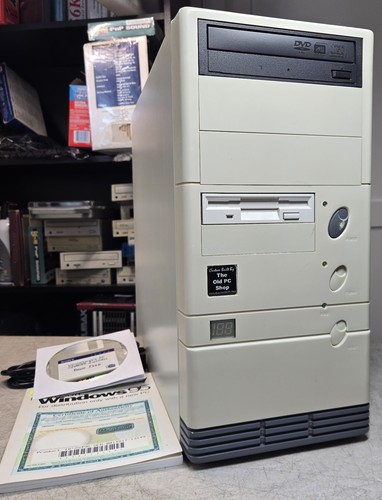 Windows 95 DOS Retro Gaming Computer Intel 200MHz Sound Blaster 16 2MB PCI Video