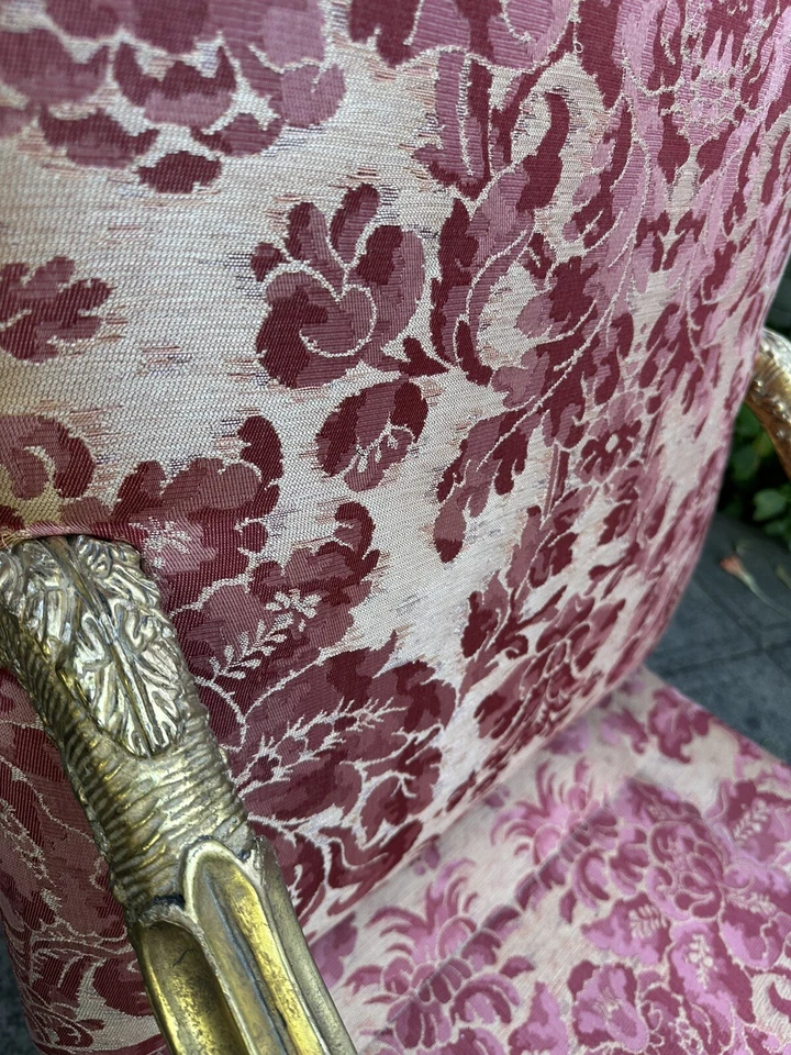 French Louis XV Giltwood Chair Rose Pink & Red Fortuny Style High end Fabric - Image 3 of 4