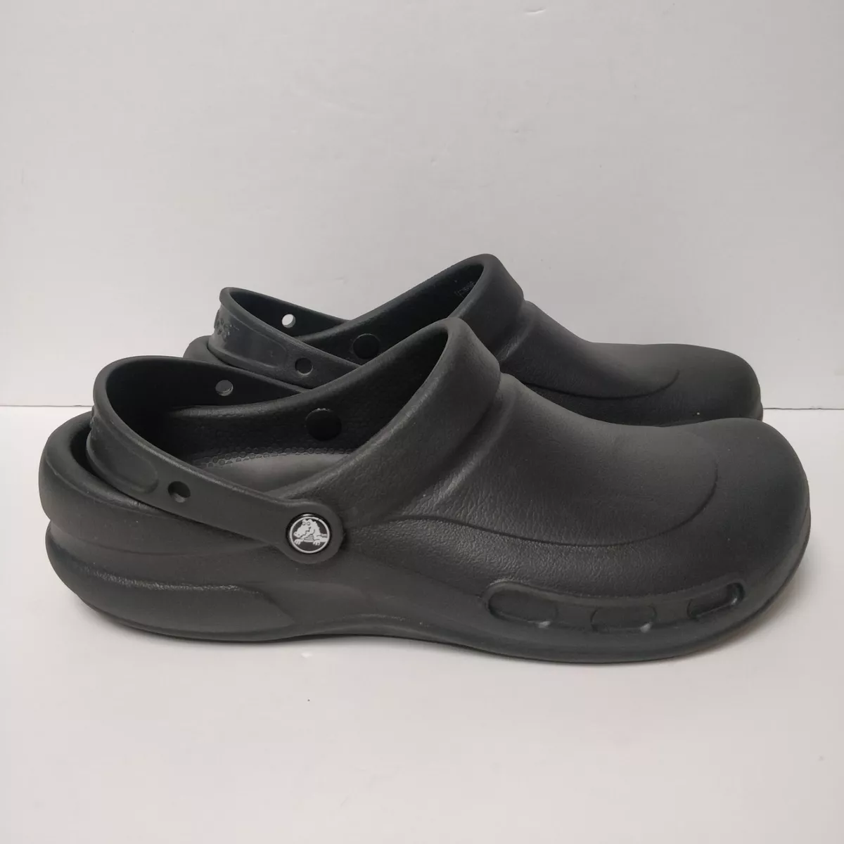 Black kitchen crocs discount