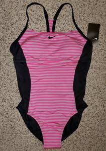 nike padded swimsuit