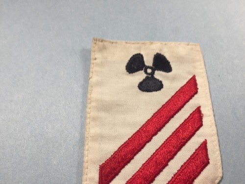 US Navy - Enlisted Rank E-3, Machinist mate - Picture 2 of 6