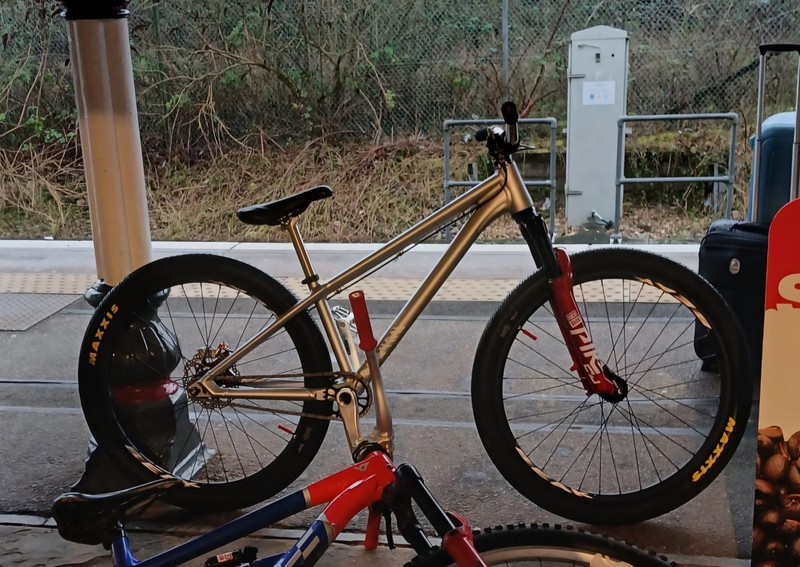 Canyon Stitched 360 Dirt Jump Bike