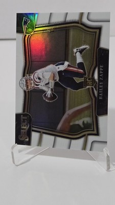  2022 Select  FIELD LEVEL Bailey Zappe RC  TRUE WHITE PRIZM NUMBERED 33/35! 