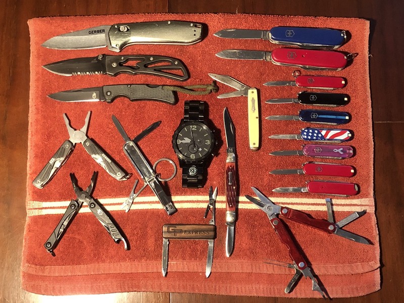 Knife Watch EDC Lot Leatherman Victorinox SAK Pocket Knives Gerber 50mm Fossil