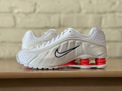 Nike Shox R4 White Phantom Women Size 8.5 Casual Lifestyle