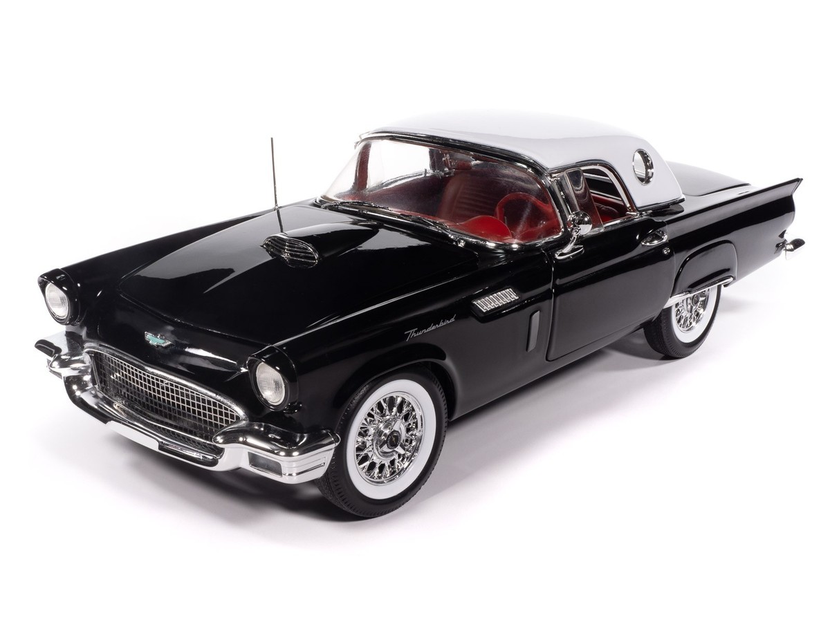 Auto World New 1957 Ford Thunderbird Roadster 1:18 Scale Diecast