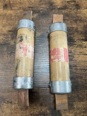 Lot of 2 Bussmann Fusetron FRS150 Dual Element Time Delay Fuses Untested