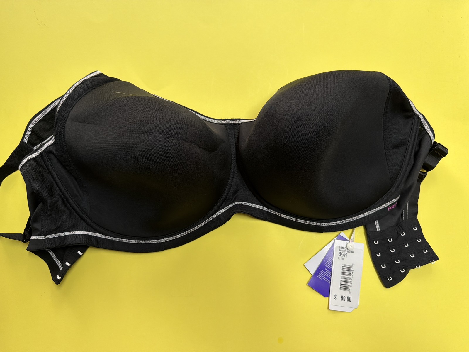 Sujetador deportivo moldeado Freya Active Sonic UW negro 36H AA4892STM